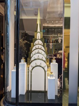 An example of the Elegance Series Plinth and Pedestal range by PW Shop. Depiction of the Chrysler building in New York for the Sephora brand.