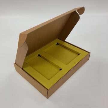 mailer box with insert created by pw shop. cardboard engineering